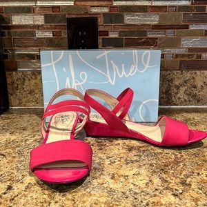 pink strapped sandals
